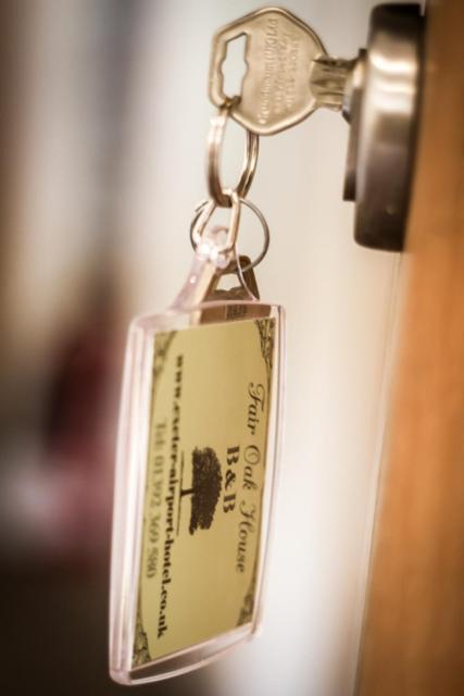 Fair Oak House Exeter Airport 3*